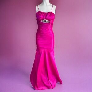 Fiesta vintage Y2K magenta pink prom formal dress